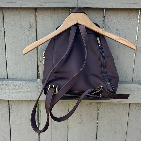 Valentino Christy Paris Nylon Backpack in Excellent Condition - Picture 6 of 9